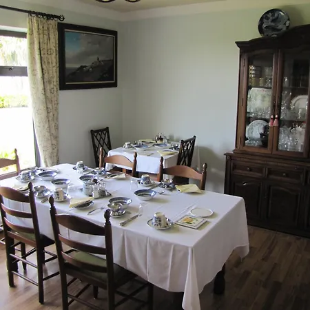 An Dooneen, The Hurley Farm Bed & Breakfast 3*