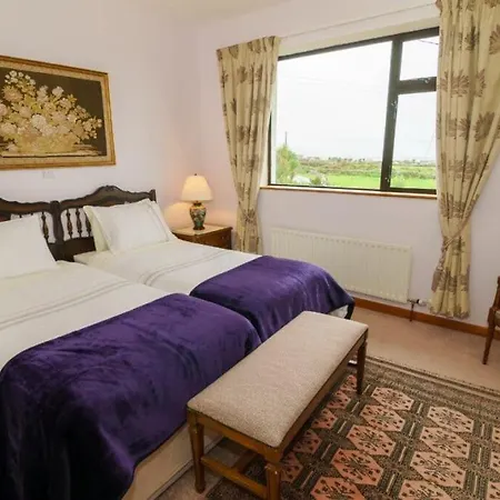 An Dooneen, The Hurley Farm Bed & Breakfast 3*