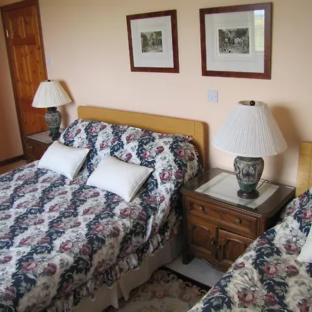 An Dooneen, The Hurley Farm Bed & Breakfast 3*